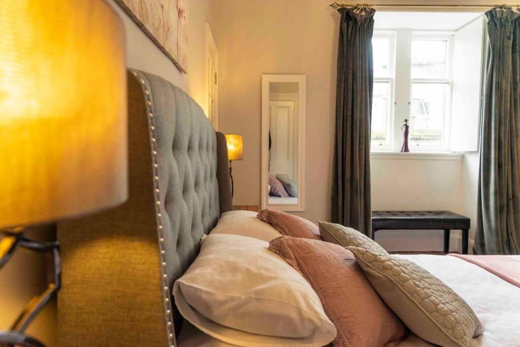 Spacious City Centre Apartment Full Of Character Inverness Dış mekan fotoğraf