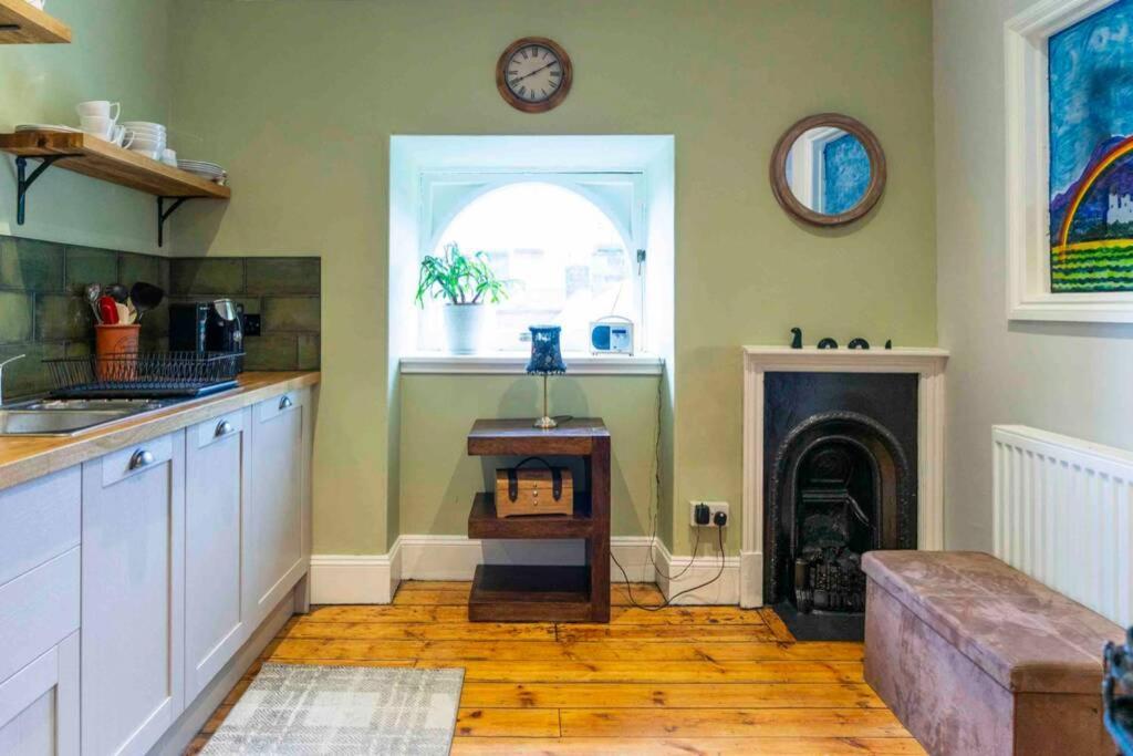 Spacious City Centre Apartment Full Of Character Inverness Dış mekan fotoğraf