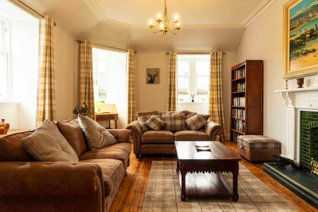 Spacious City Centre Apartment Full Of Character Inverness Dış mekan fotoğraf