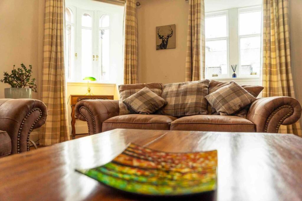 Spacious City Centre Apartment Full Of Character Inverness Dış mekan fotoğraf